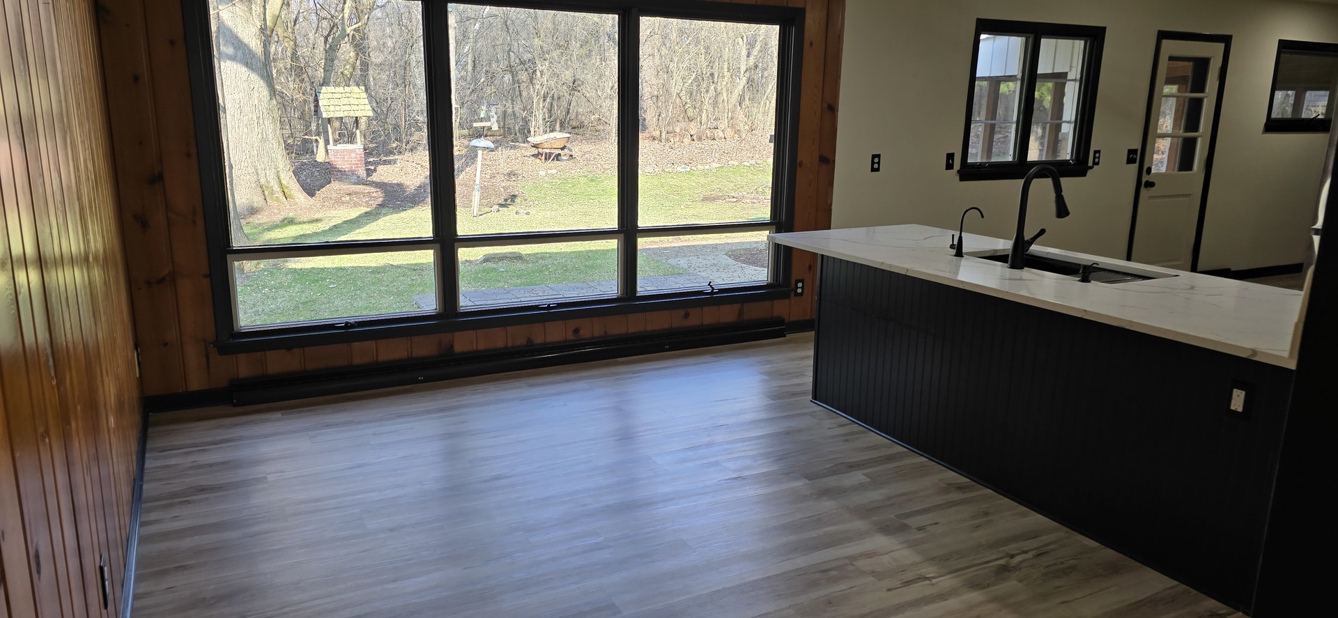 205 N Dale Avenue, McHenry, IL 60050