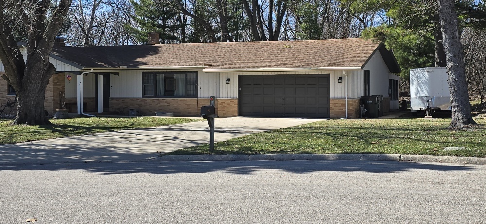 205 N Dale Avenue, McHenry, IL 60050