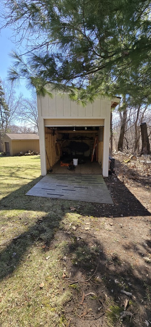 205 N Dale Avenue, McHenry, IL 60050