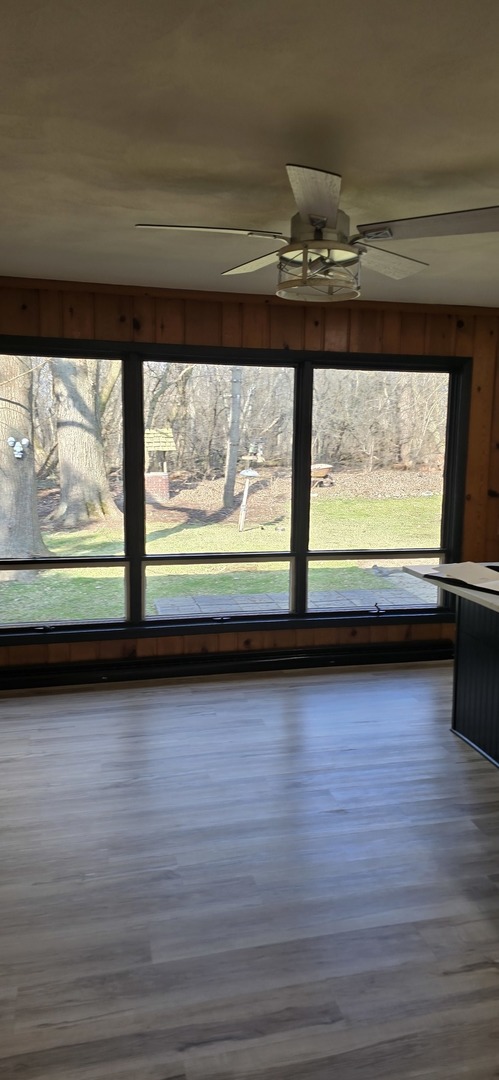 205 N Dale Avenue, McHenry, IL 60050