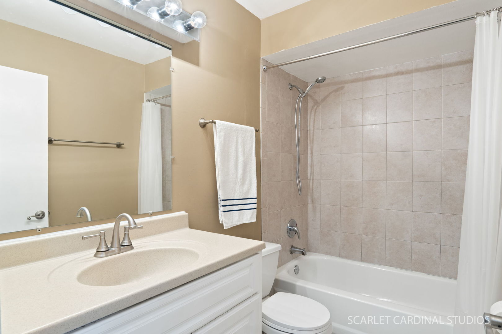 1407 WILSON Avenue, Wheaton, IL 60189