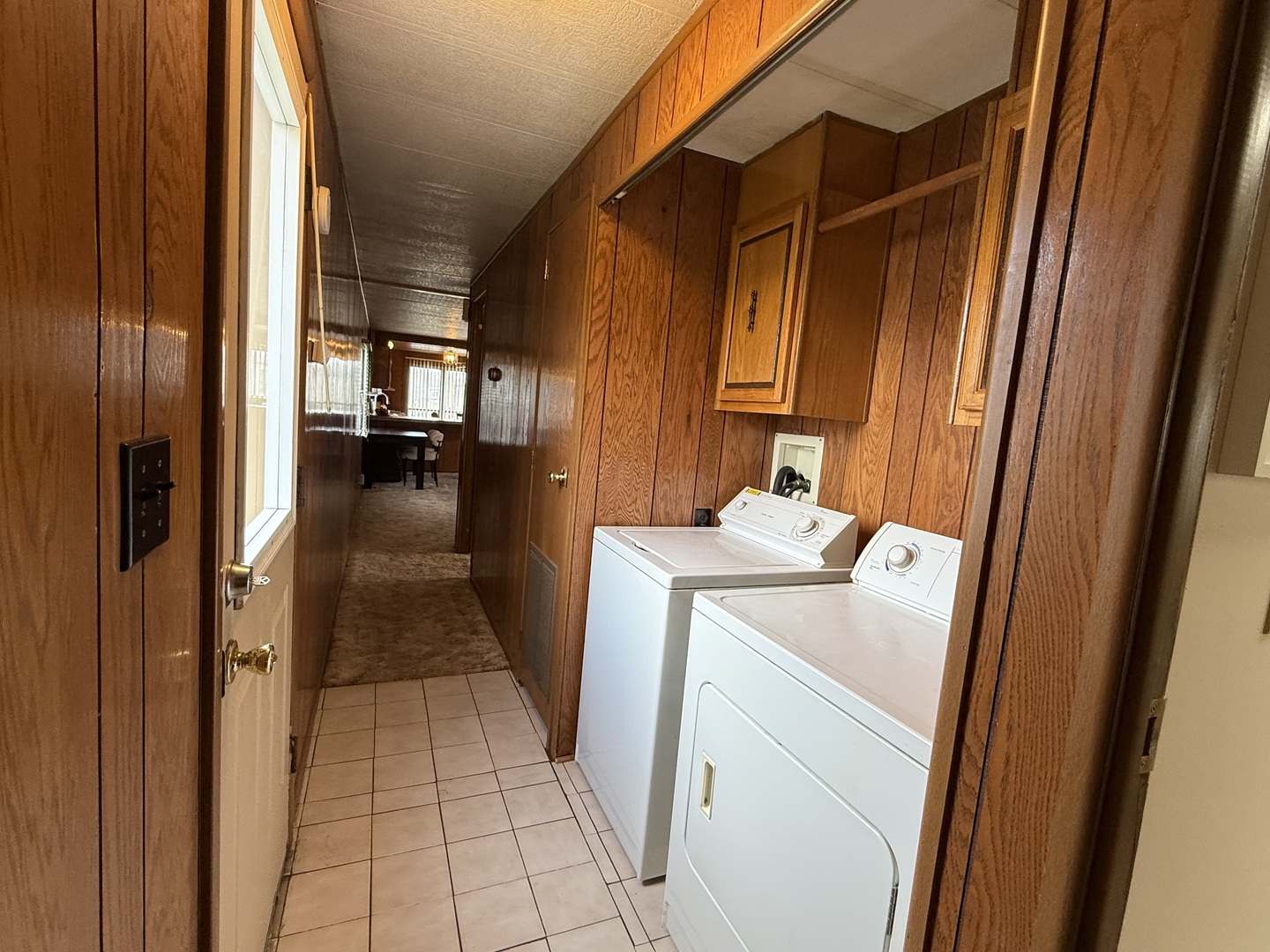 608 Tanglewood Road, Matteson, IL 60443