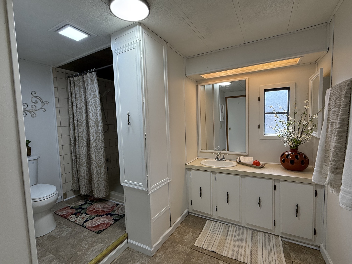 608 Tanglewood Road, Matteson, IL 60443