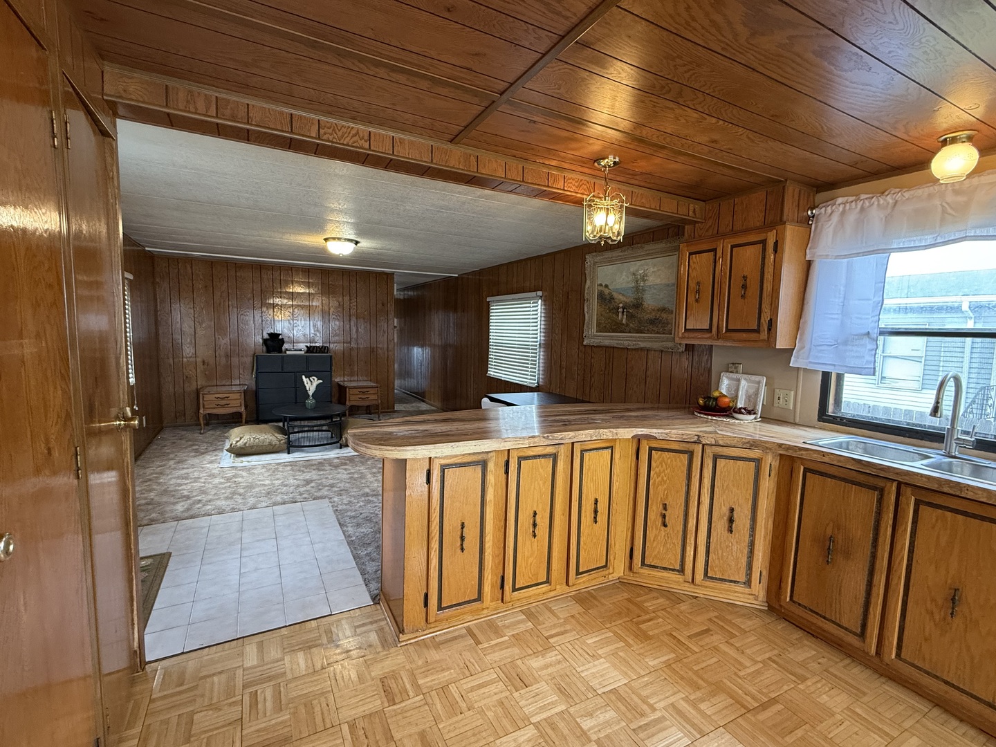 608 Tanglewood Road, Matteson, IL 60443