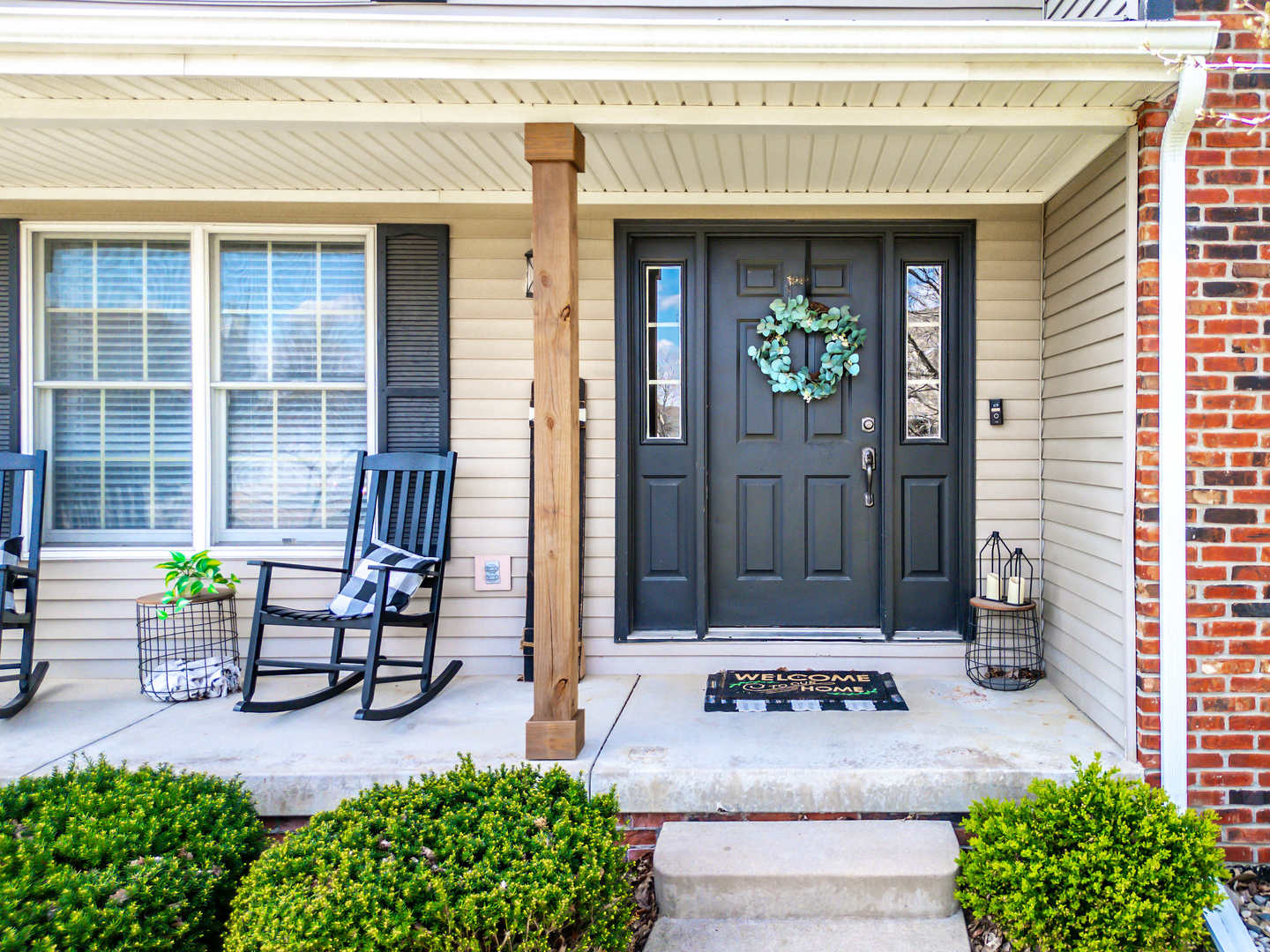 22 Long Cove Court, Bloomington, IL 61704