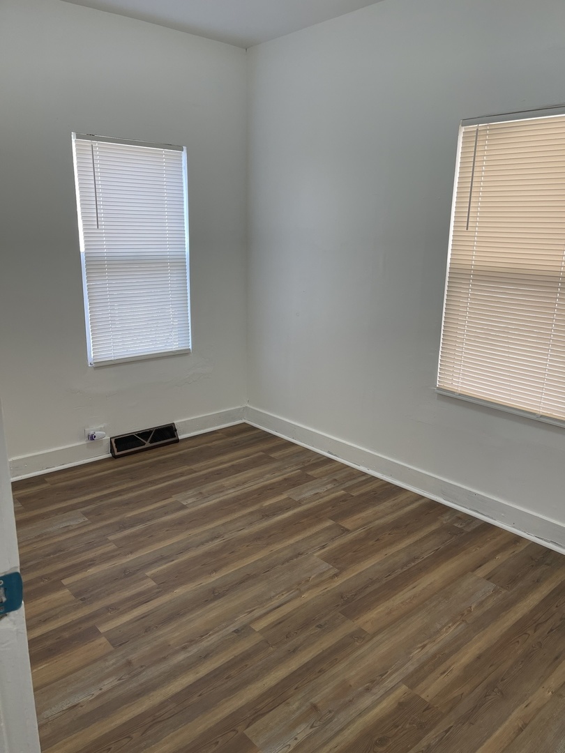 271 E 148th Street, Harvey, IL 60426