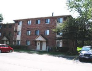 15 PARKSIDE Court #1, Vernon Hills, IL 60061