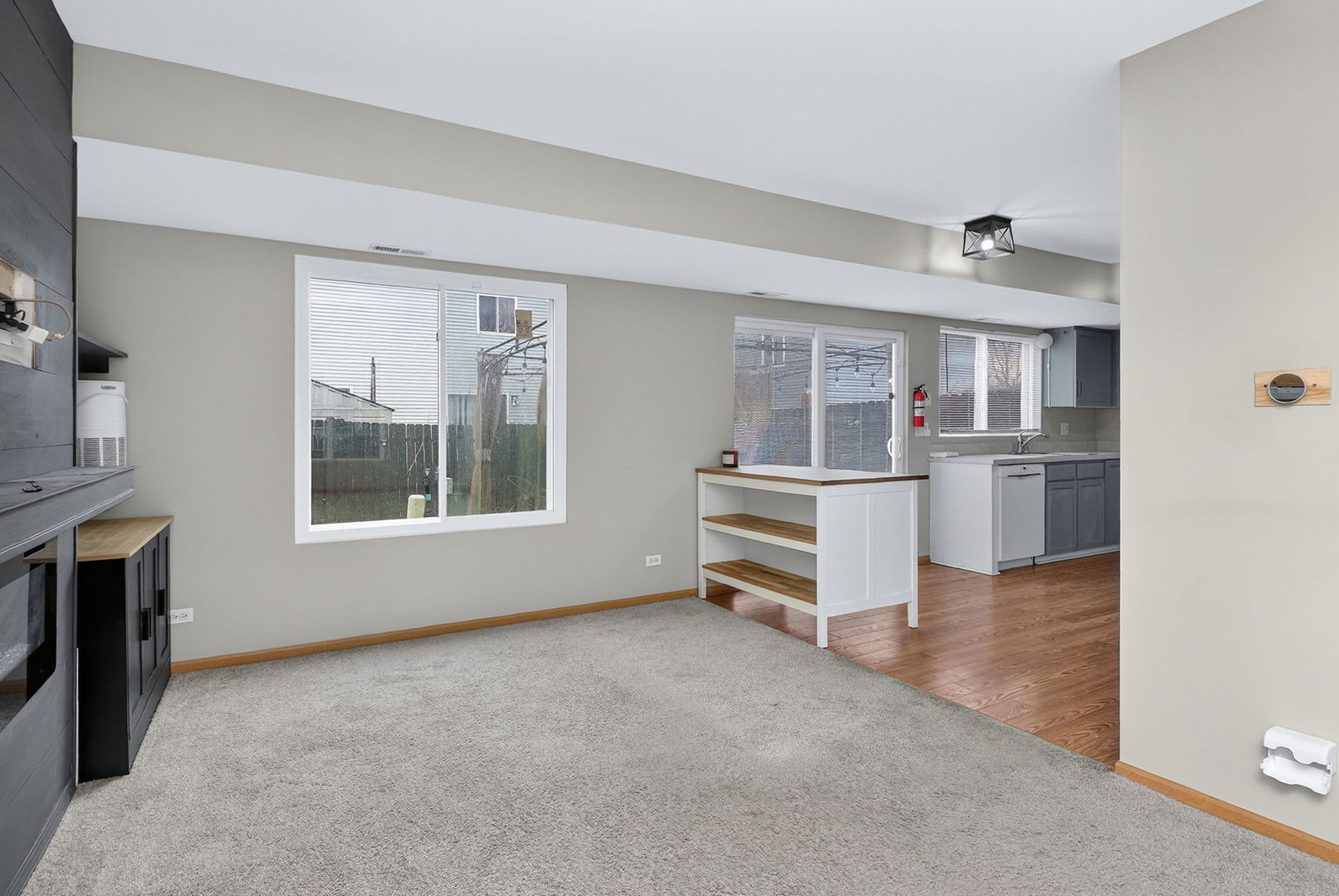 1735 Windcrest Lane, Aurora, IL 60504