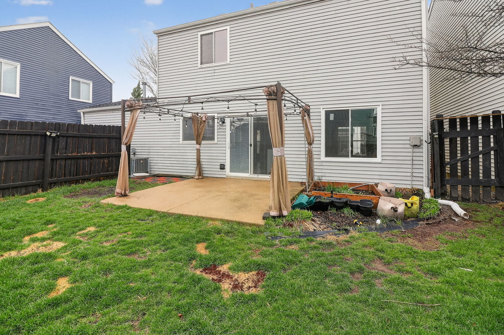 1735 Windcrest Lane, Aurora, IL 60504