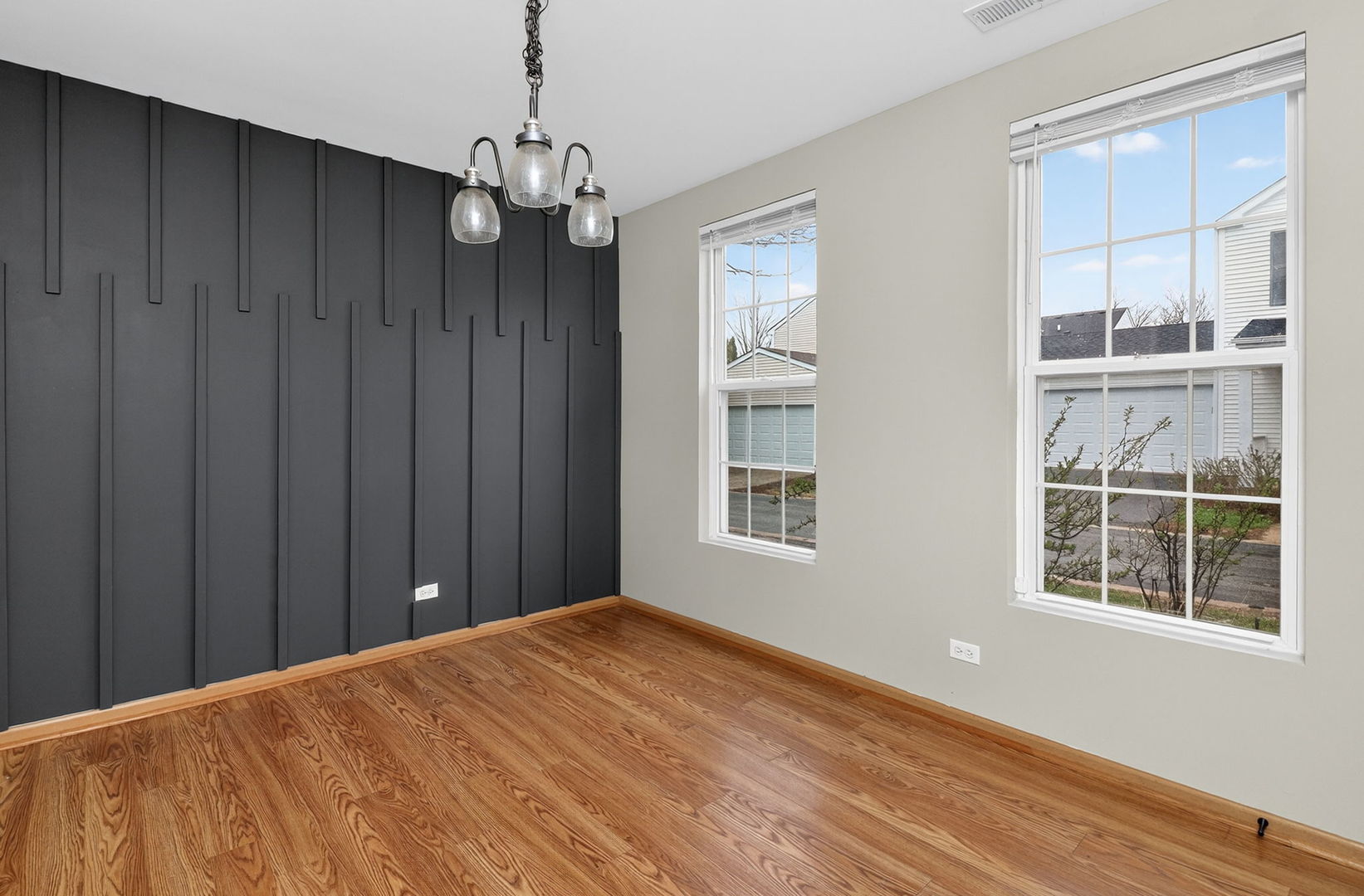 1735 Windcrest Lane, Aurora, IL 60504