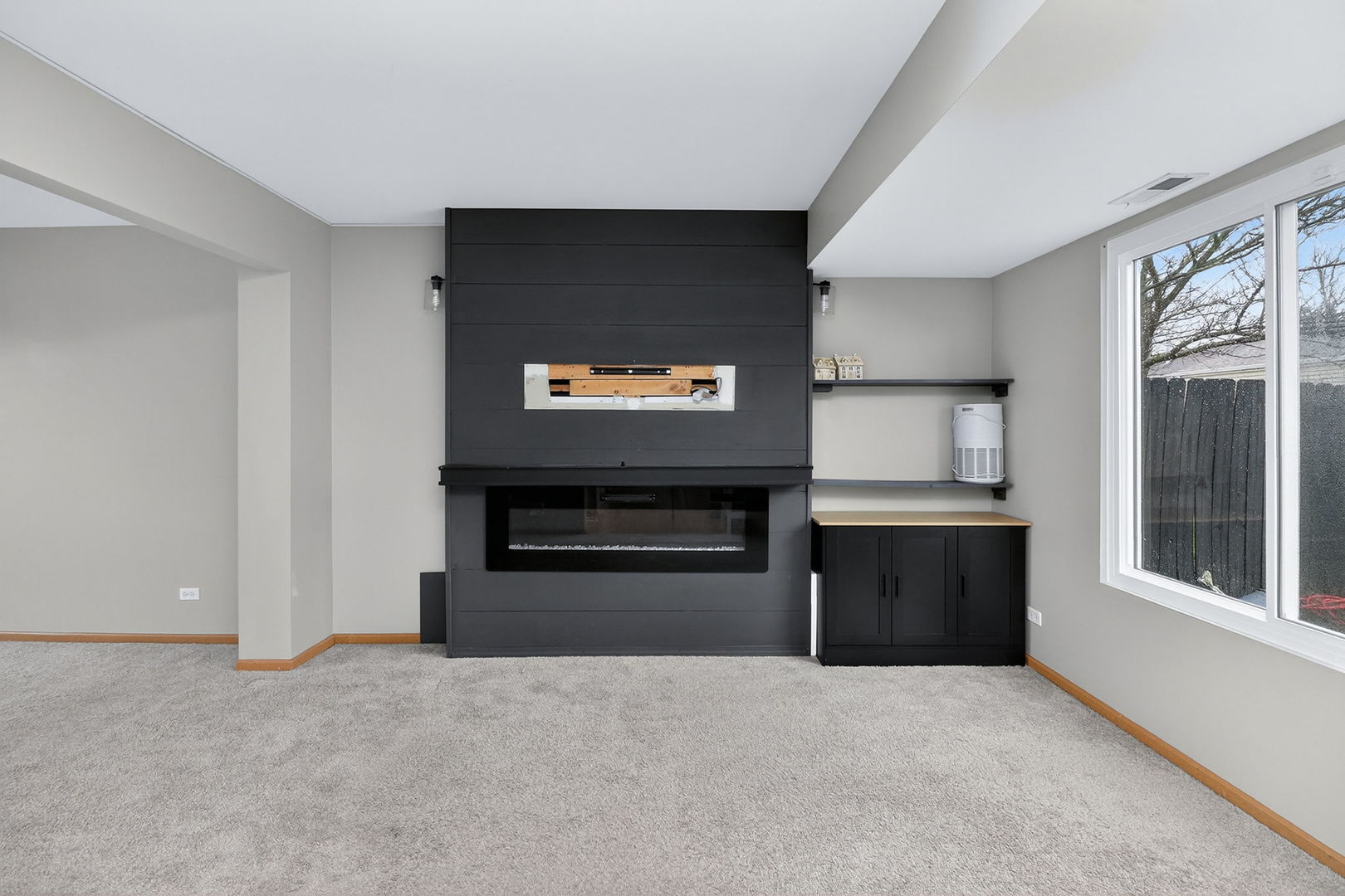 1735 Windcrest Lane, Aurora, IL 60504