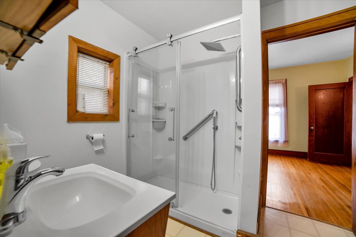 257 W Illinois Avenue, Aurora, IL 60506