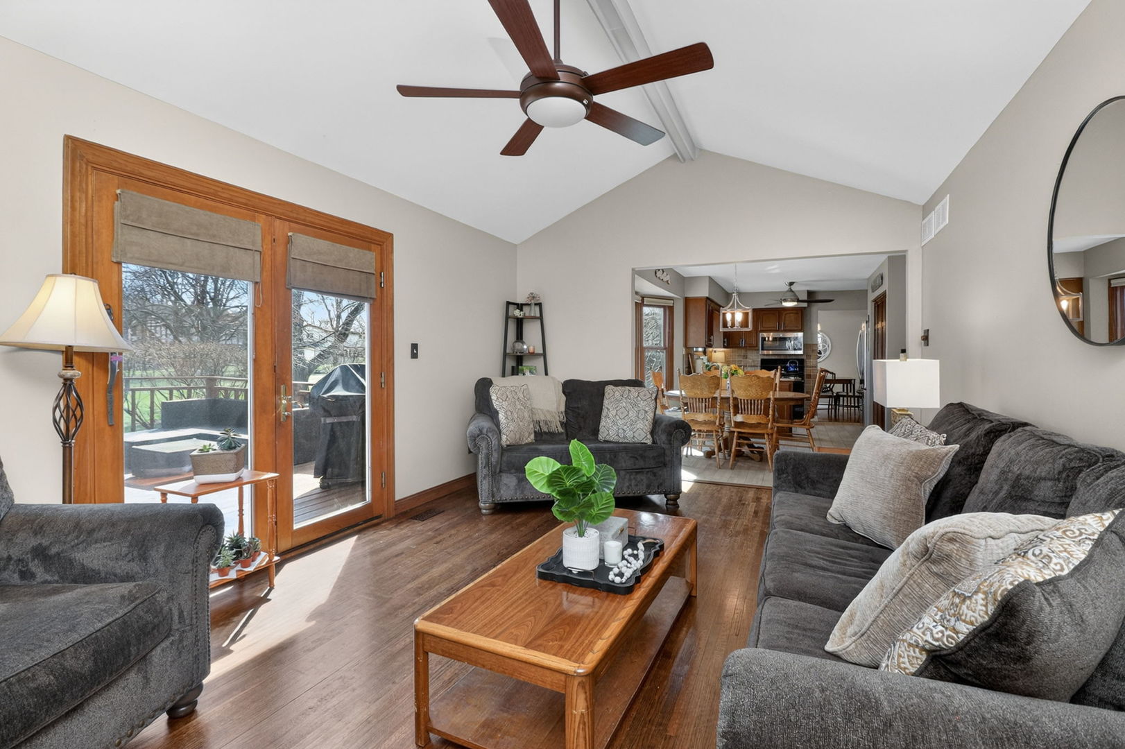 2123 Green Valley Road, Darien, IL 60561