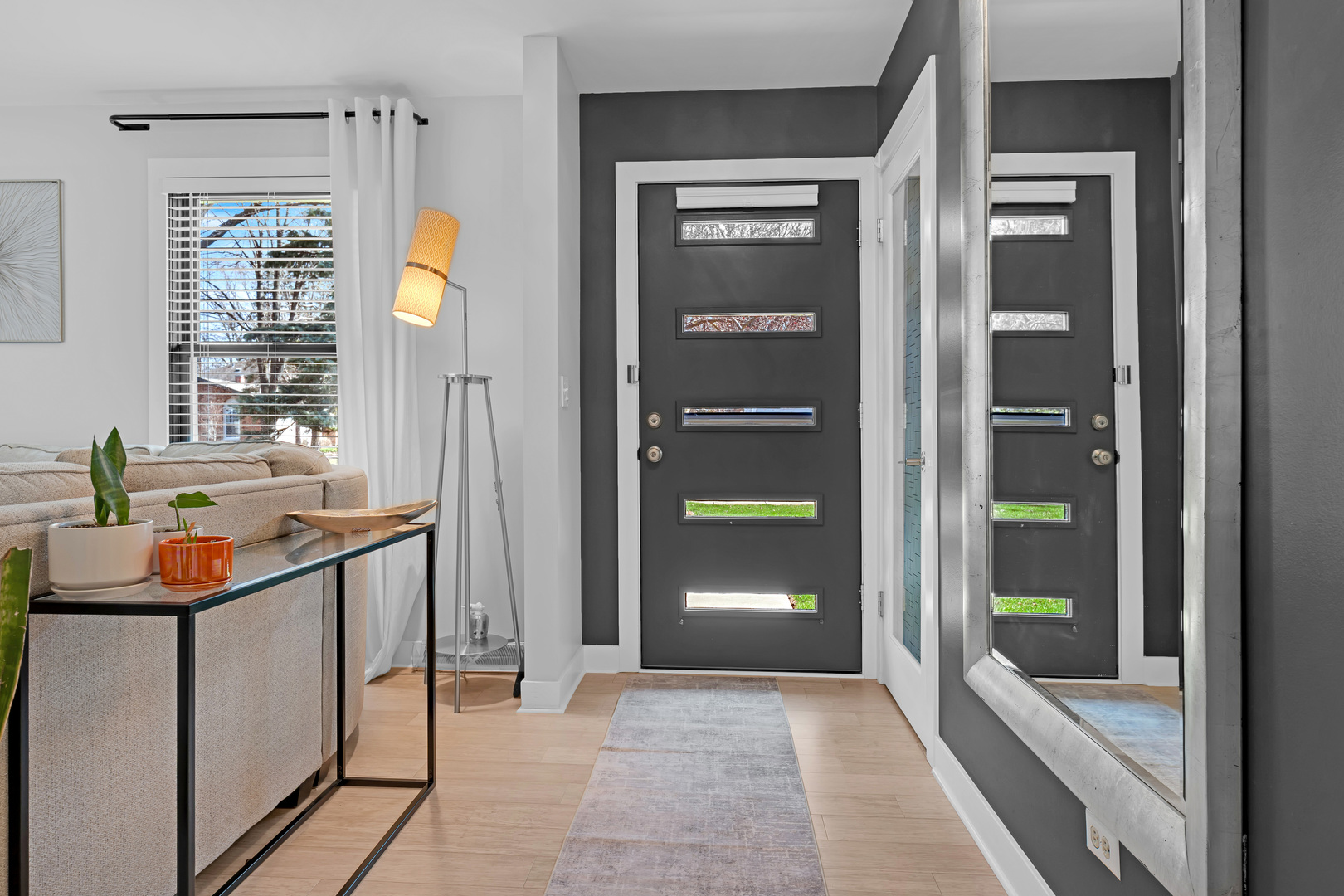 1613 Fairway Lane, Naperville, IL 60565