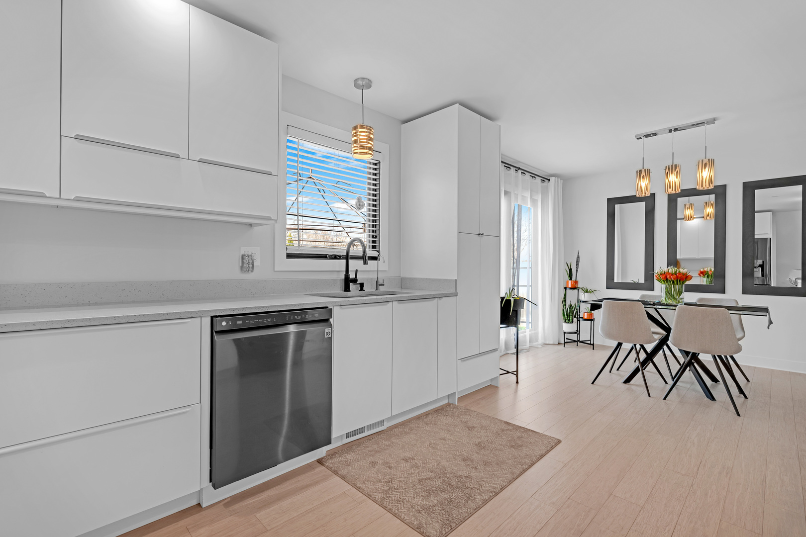 1613 Fairway Lane, Naperville, IL 60565