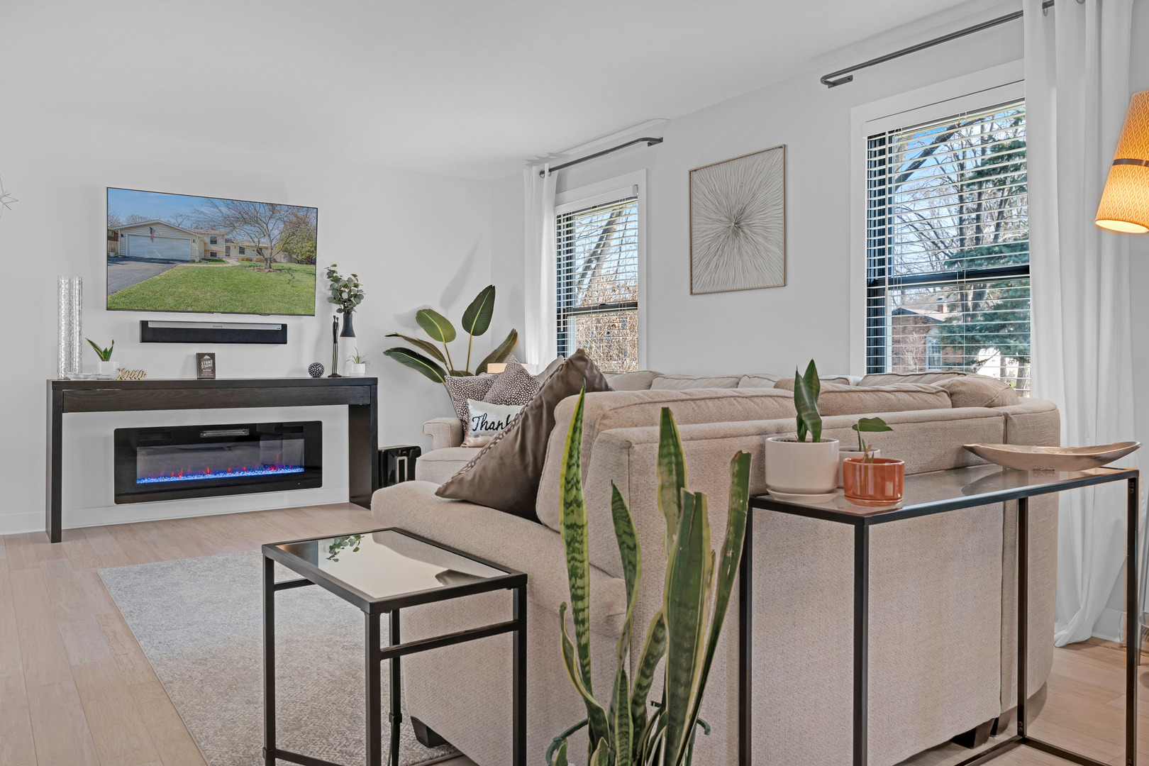 1613 Fairway Lane, Naperville, IL 60565