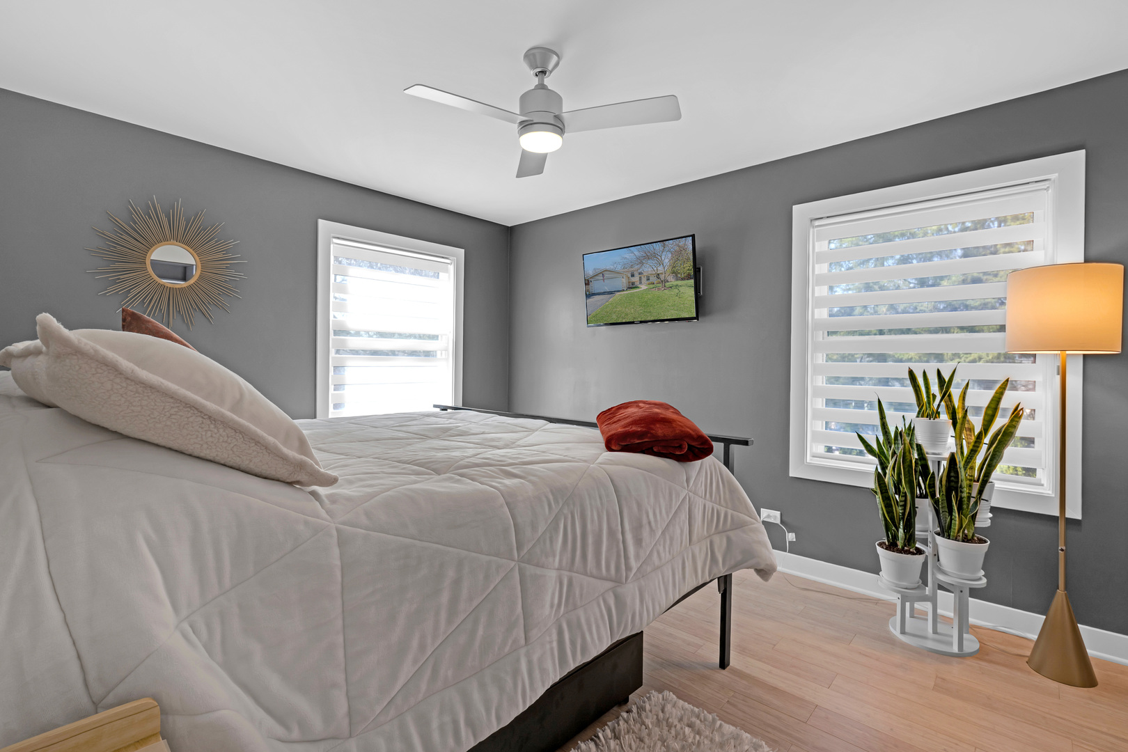 1613 Fairway Lane, Naperville, IL 60565