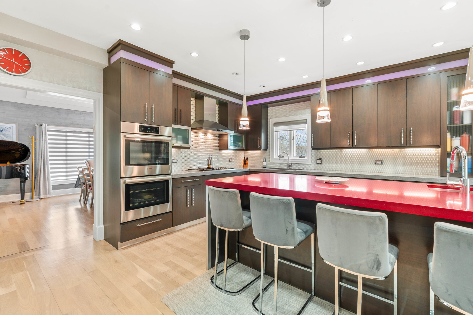 1337 Hiawatha Court, Highland Park, IL 60035