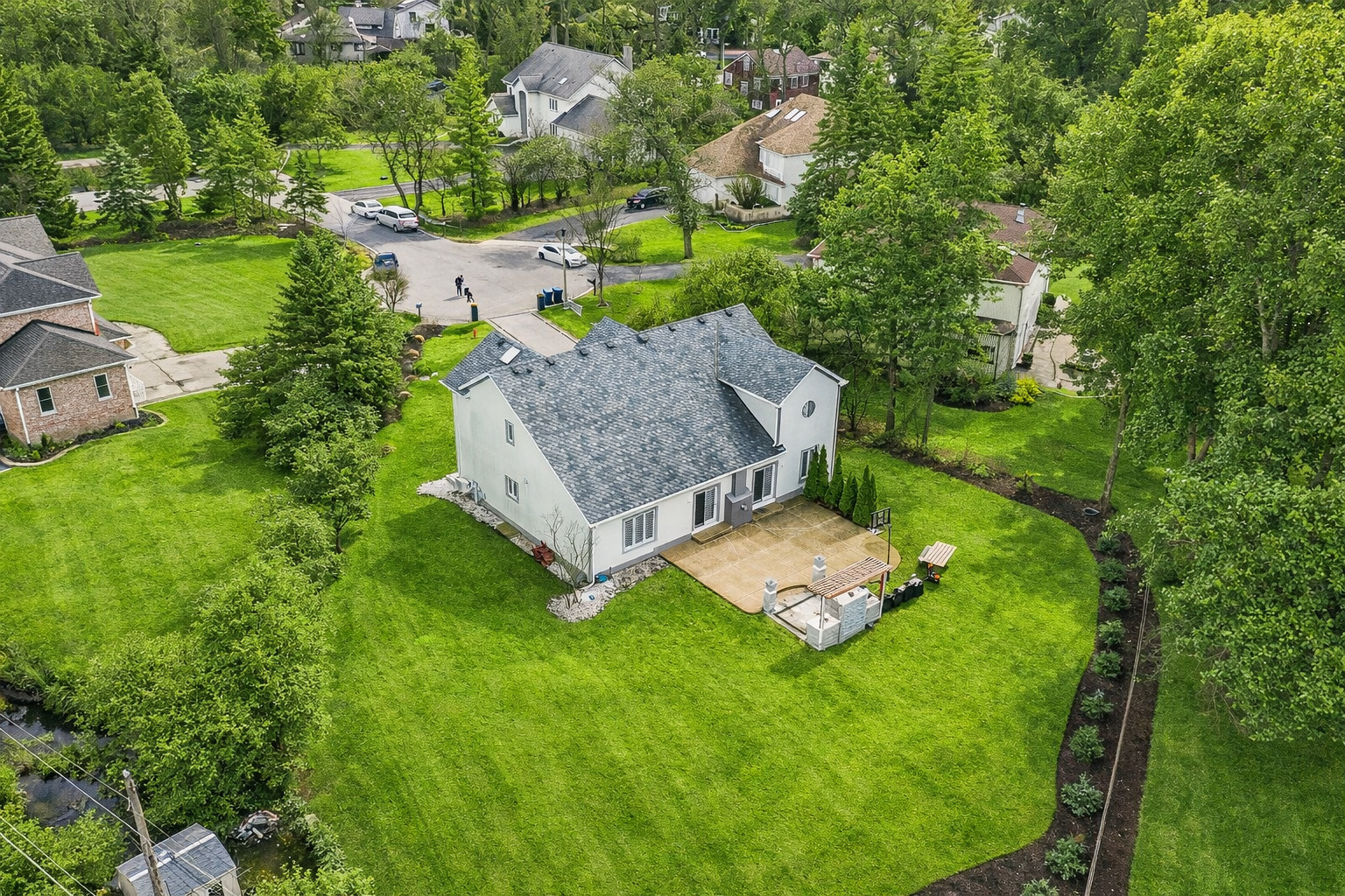 1337 Hiawatha Court, Highland Park, IL 60035