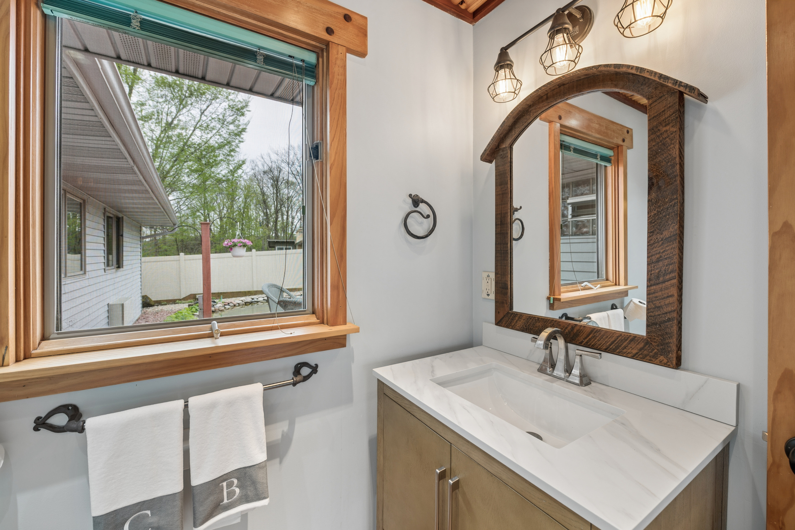 245 W Circle Drive, New Lenox, IL 60451