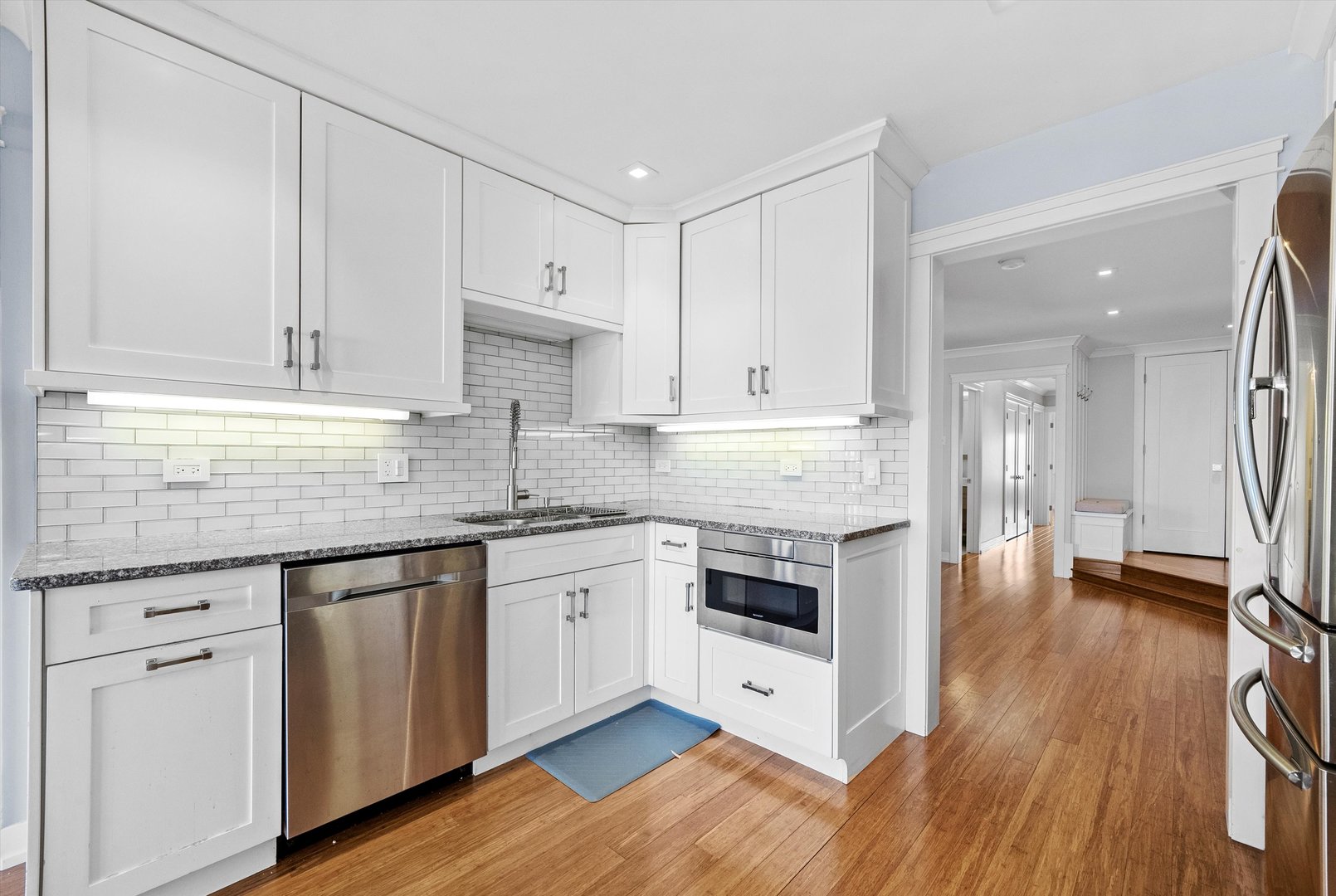 9748 Mill Drive #2E, Palos Park, IL 60464