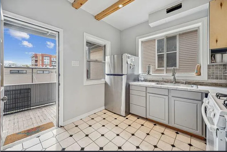 4833 N Ashland Avenue #2, Chicago, IL 60640