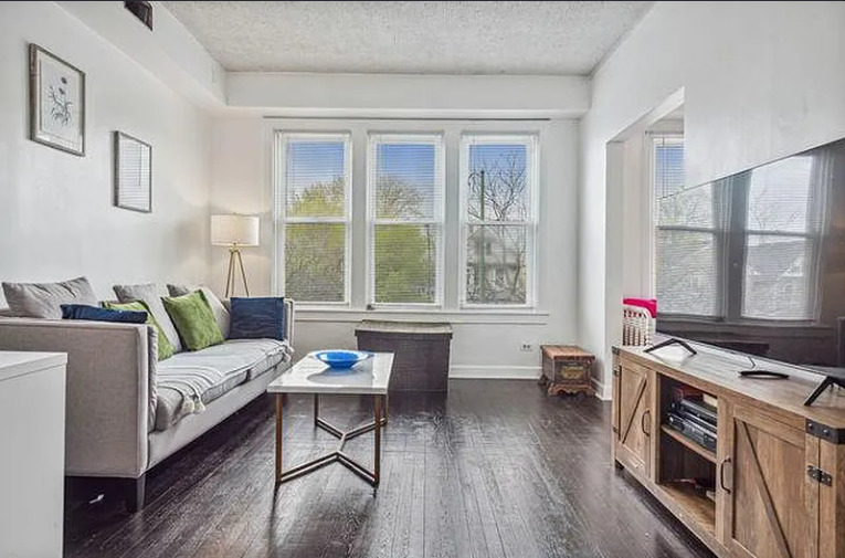 4833 N Ashland Avenue #2, Chicago, IL 60640