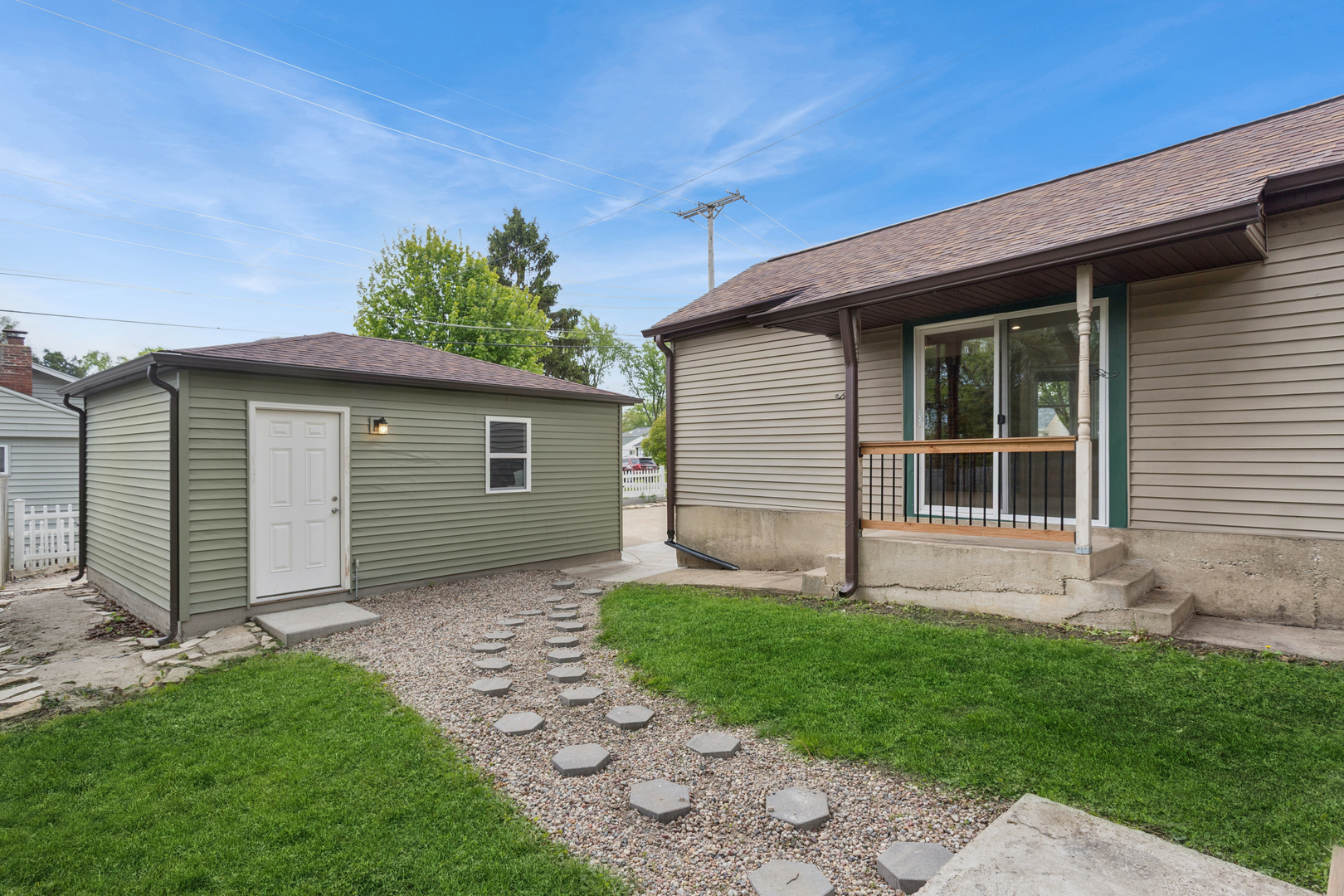 1118 Manchester Road, Wheaton, IL 60187
