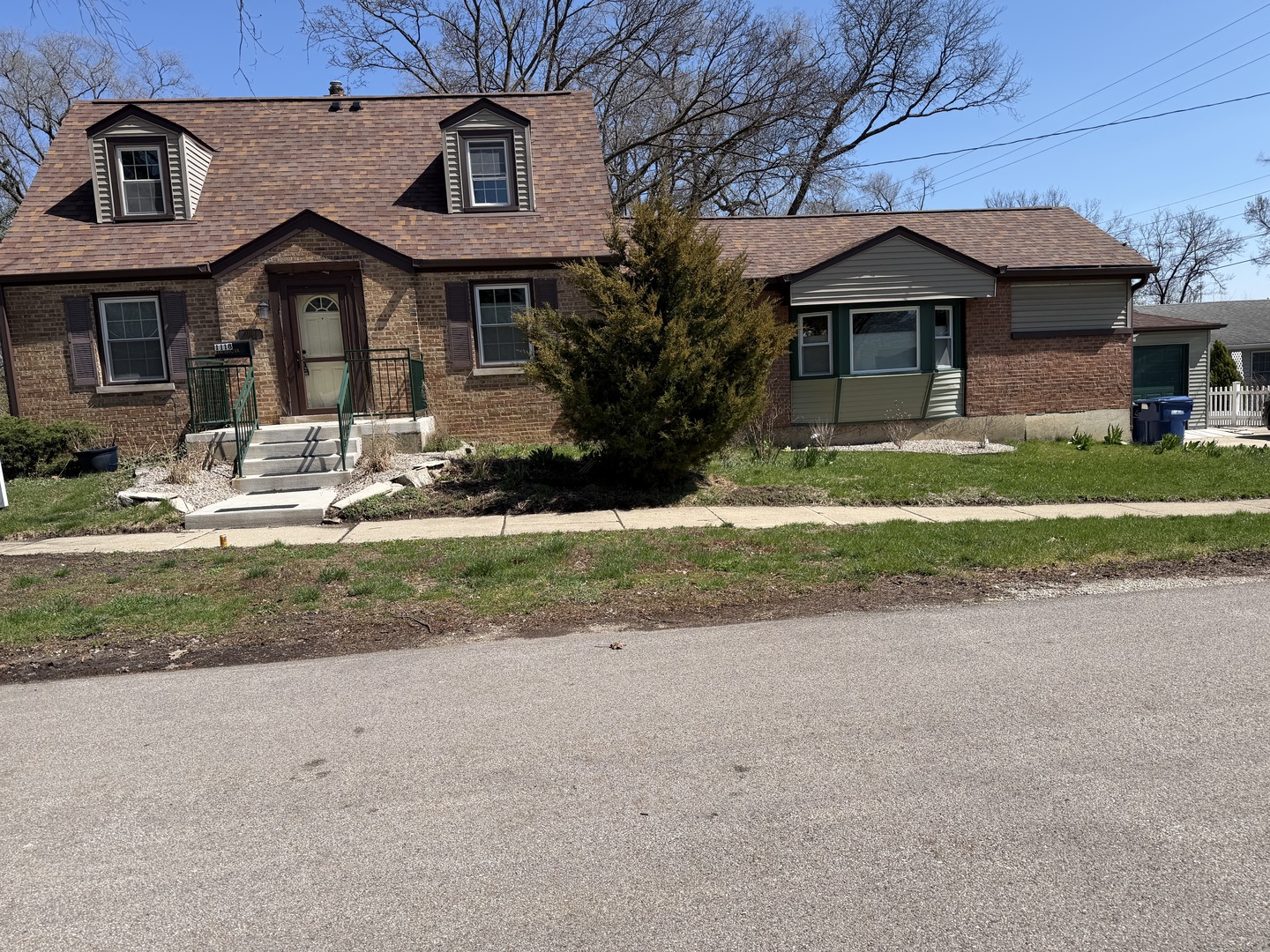 1118 Manchester Road, Wheaton, IL 60187