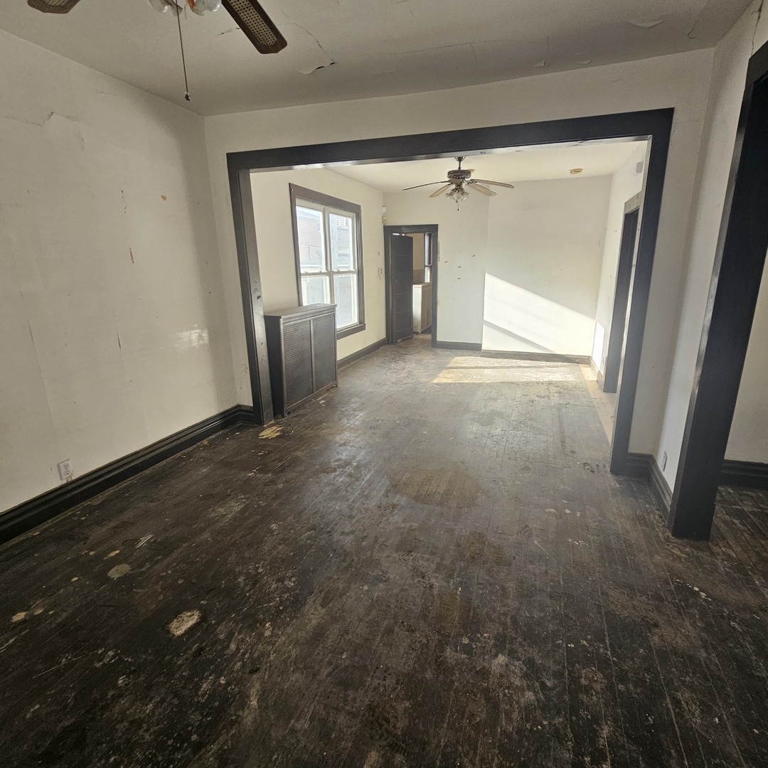 116 N Laramie Avenue, Chicago, IL 60644