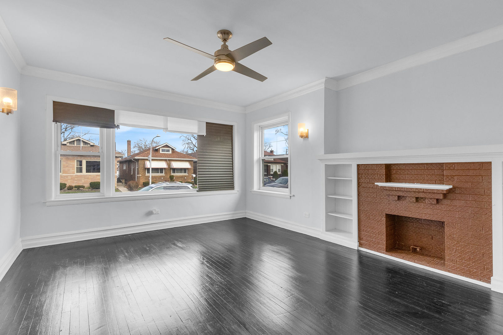 8406 S Oglesby Avenue, Chicago, IL 60617