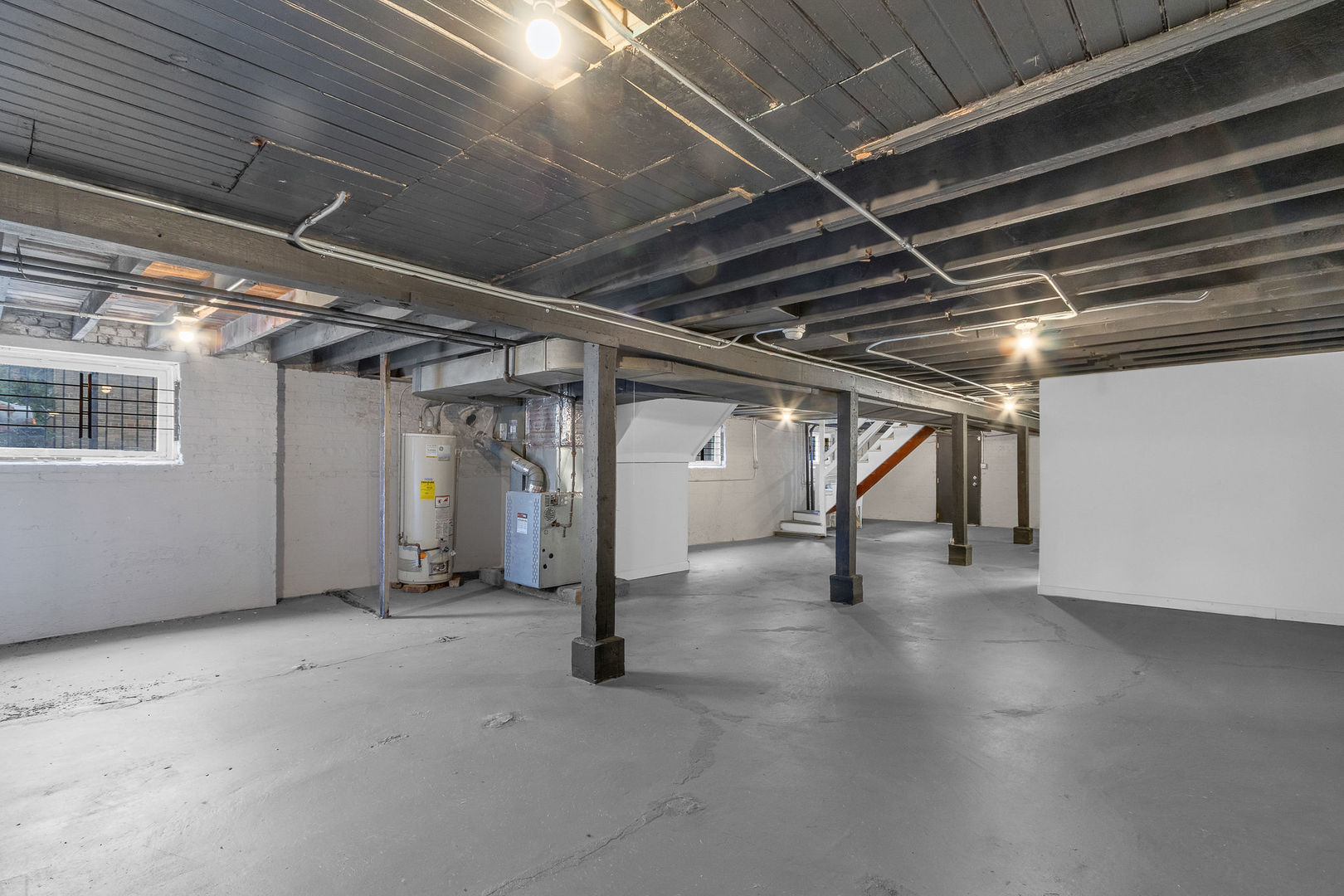 8406 S Oglesby Avenue, Chicago, IL 60617