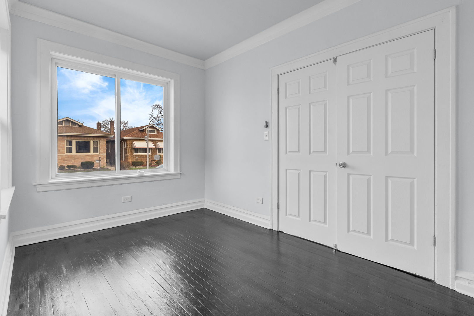 8406 S Oglesby Avenue, Chicago, IL 60617