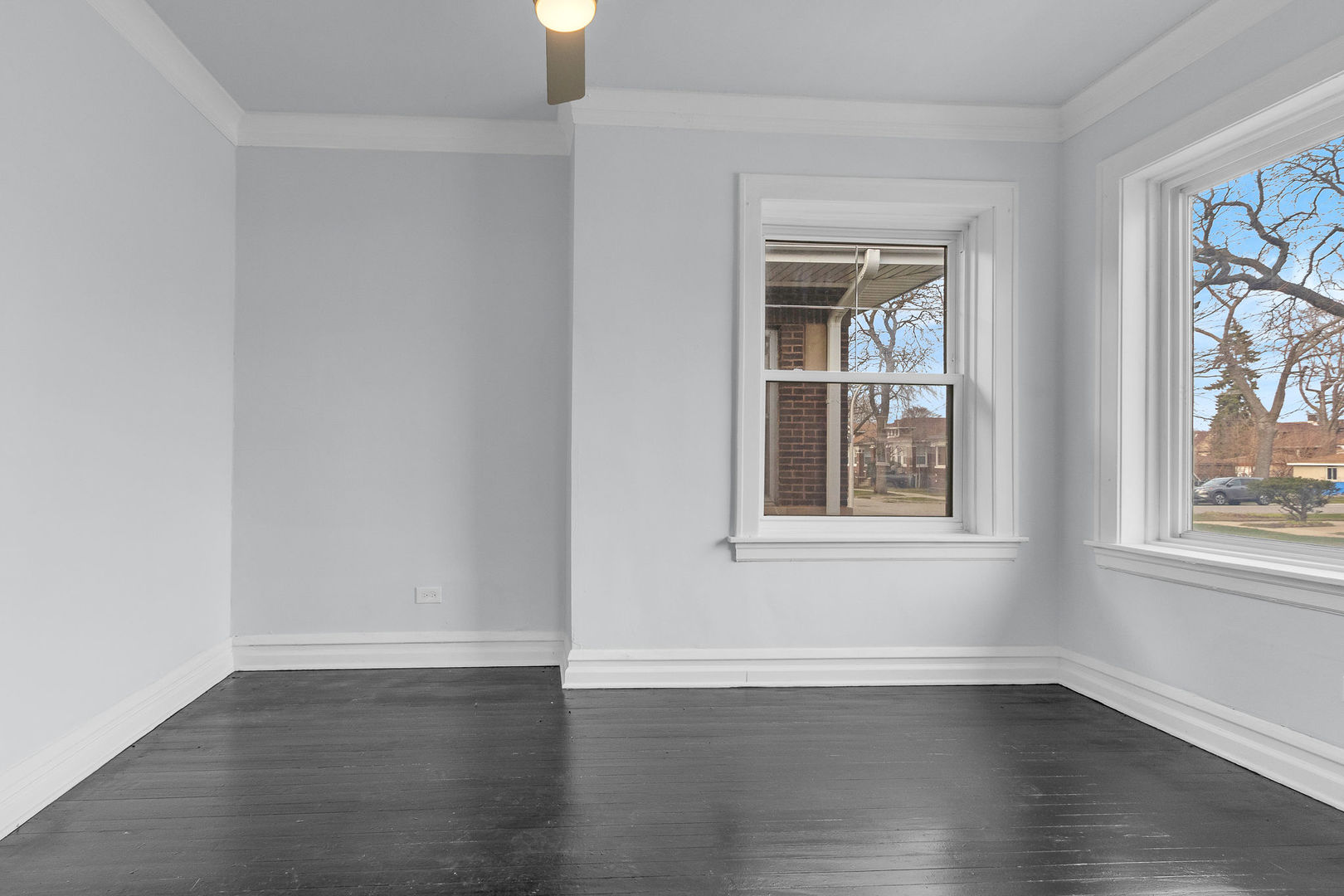 8406 S Oglesby Avenue, Chicago, IL 60617