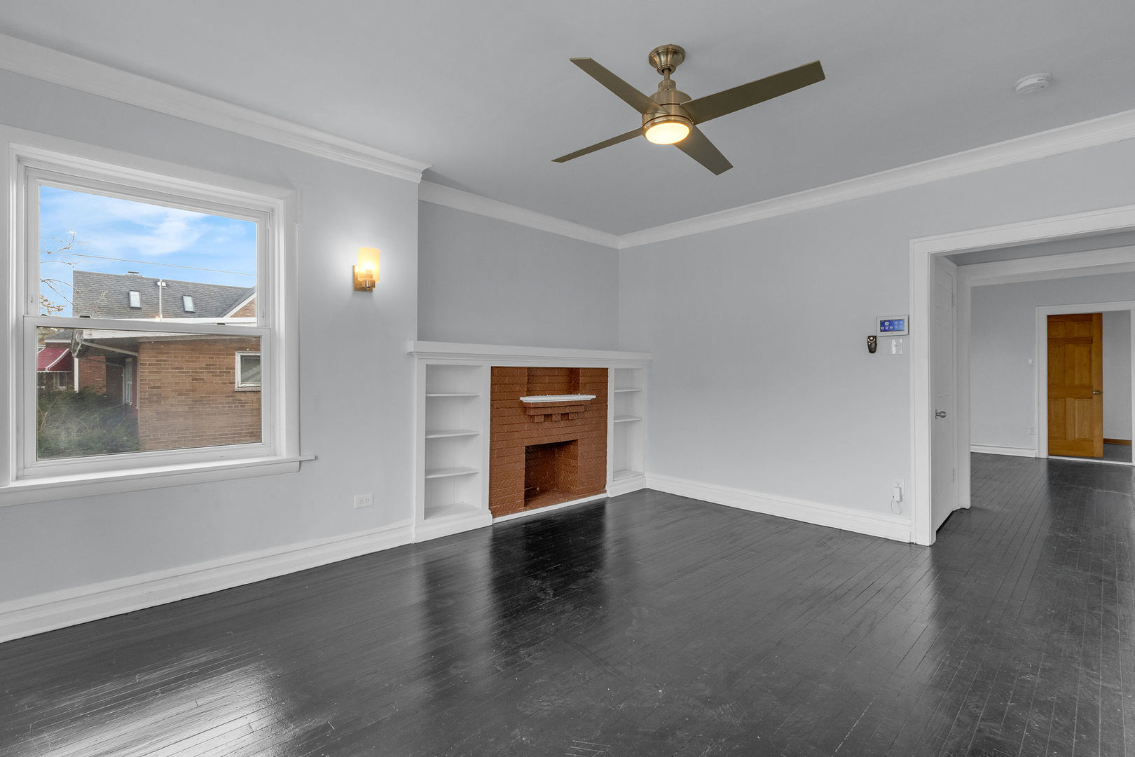 8406 S Oglesby Avenue, Chicago, IL 60617