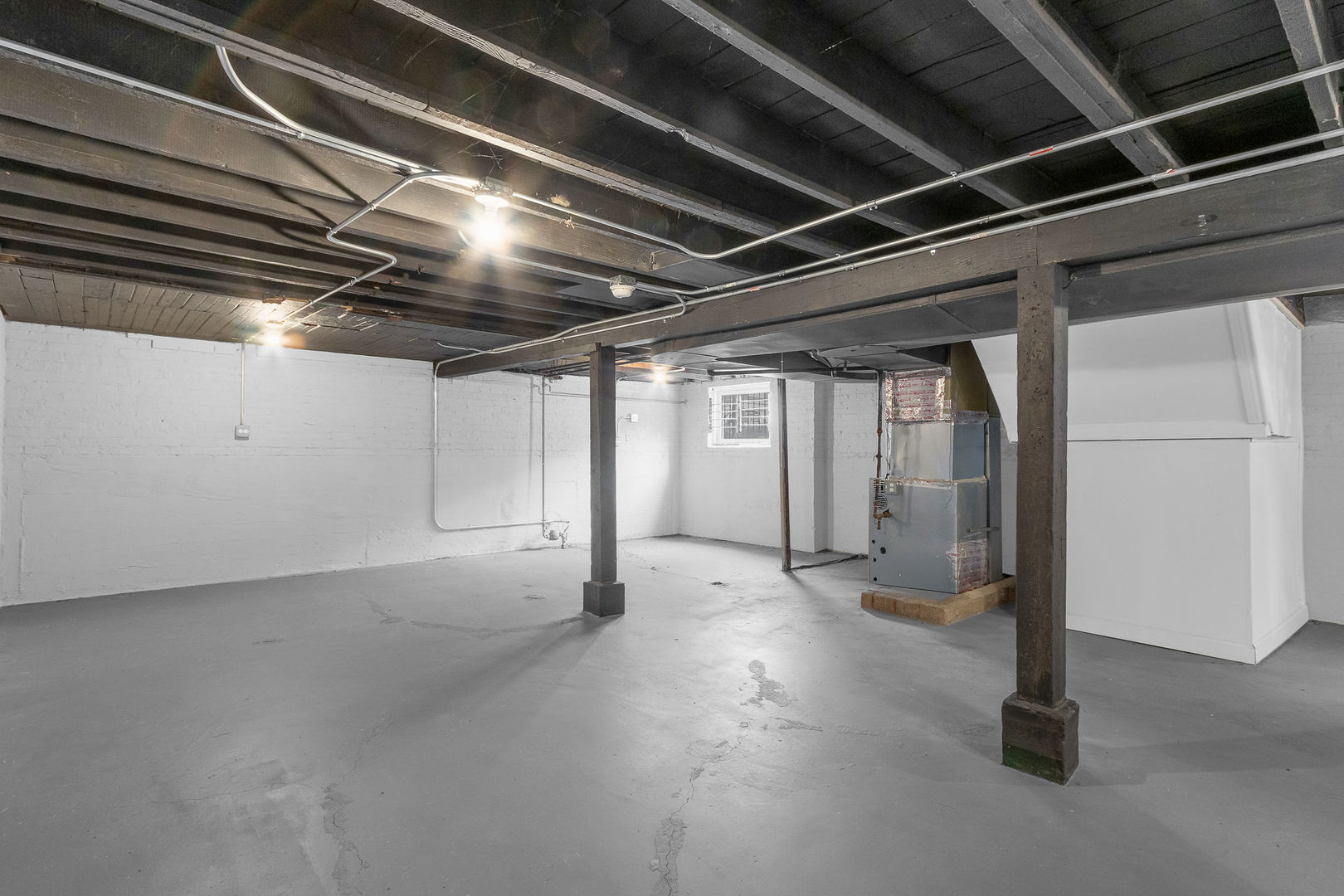 8406 S Oglesby Avenue, Chicago, IL 60617