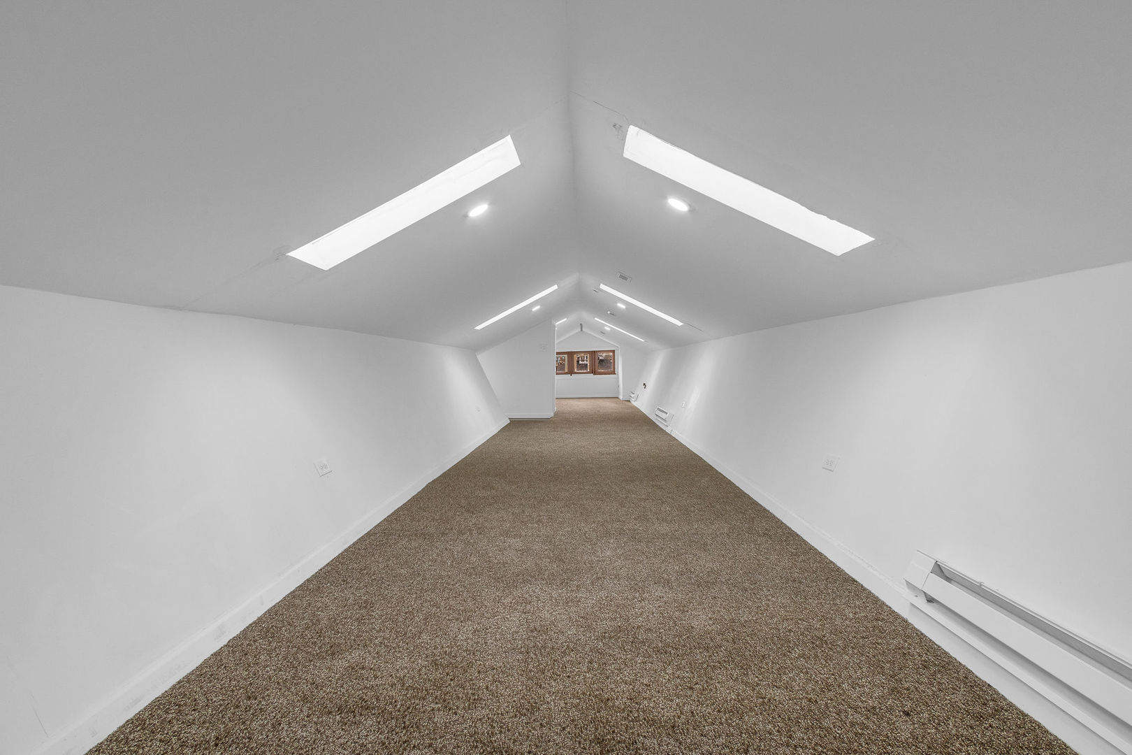 8406 S Oglesby Avenue, Chicago, IL 60617