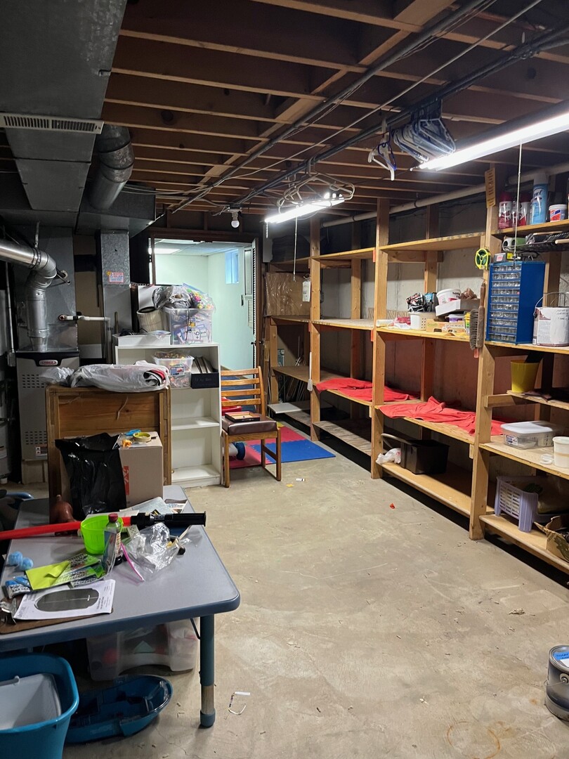 1914 Howard Street, Wheaton, IL 60187