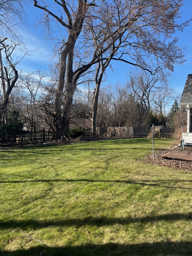 1914 Howard Street, Wheaton, IL 60187