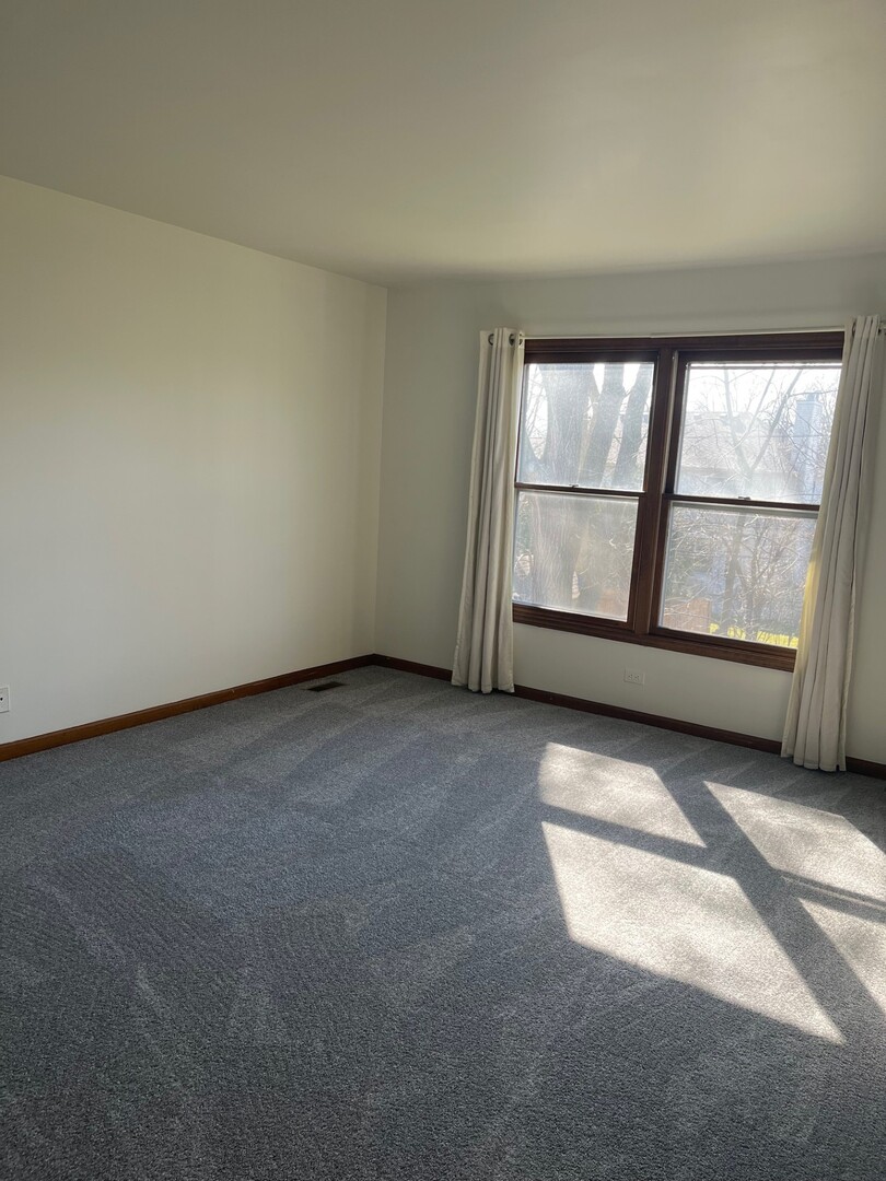 1914 Howard Street, Wheaton, IL 60187