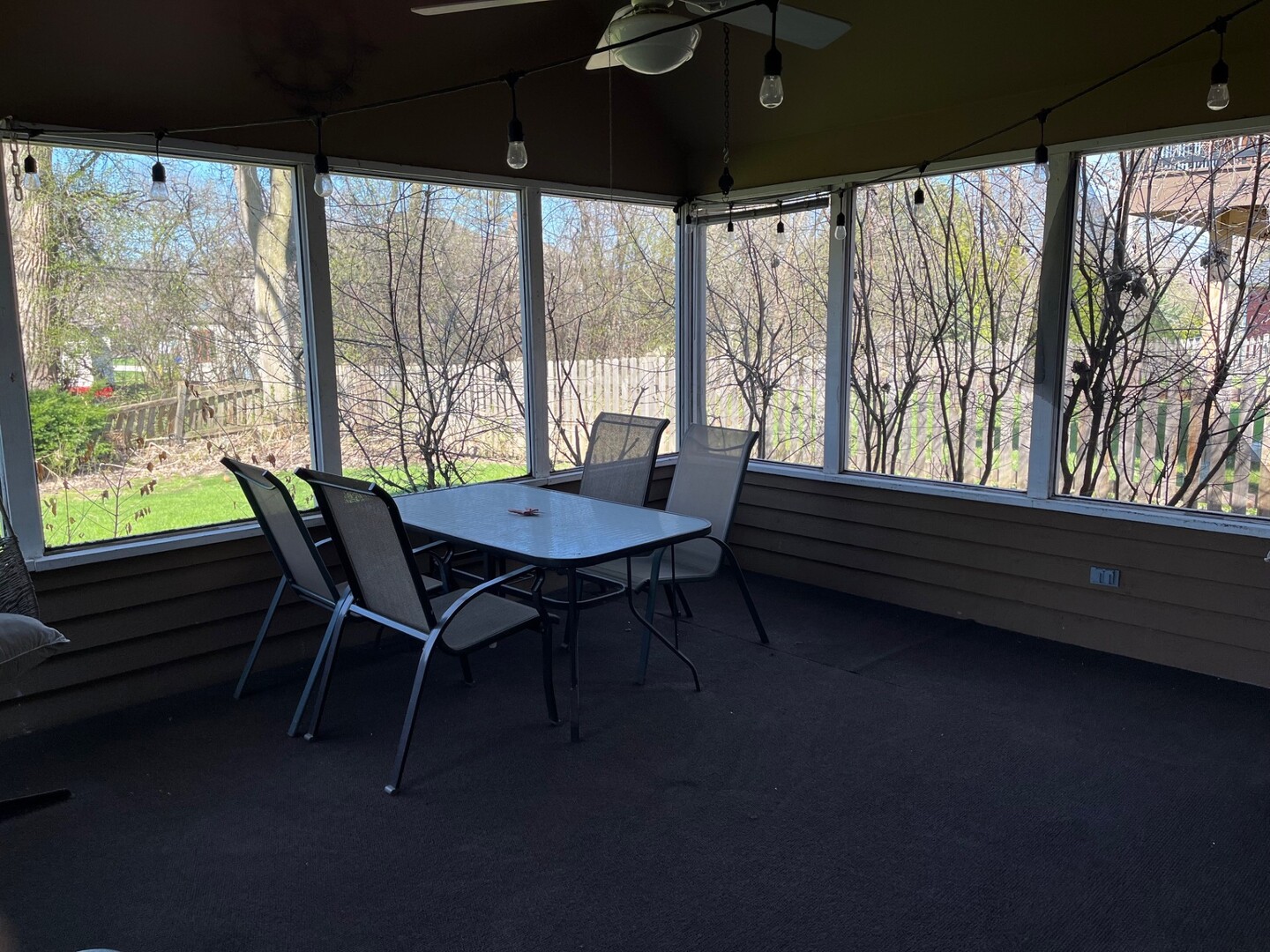 1914 Howard Street, Wheaton, IL 60187