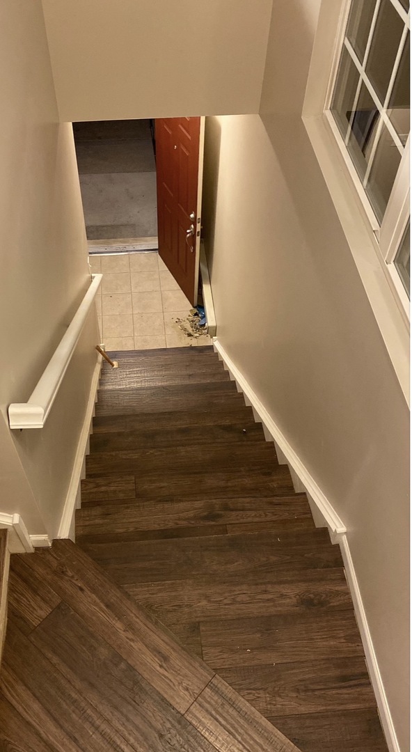 7520 Claridge Drive #F, Bridgeview, IL 60455