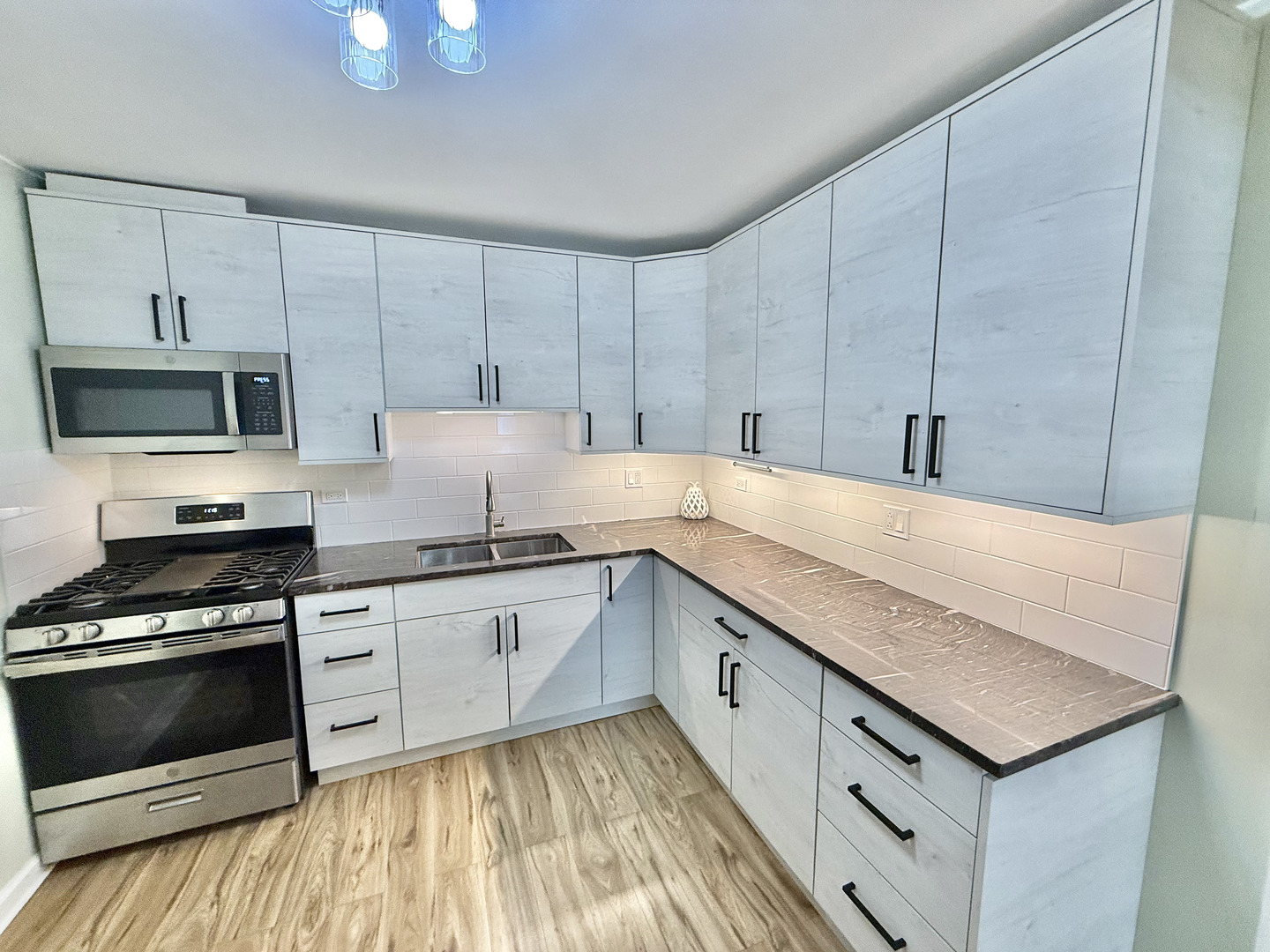 3101 Paris Avenue #307, River Grove, IL 60171