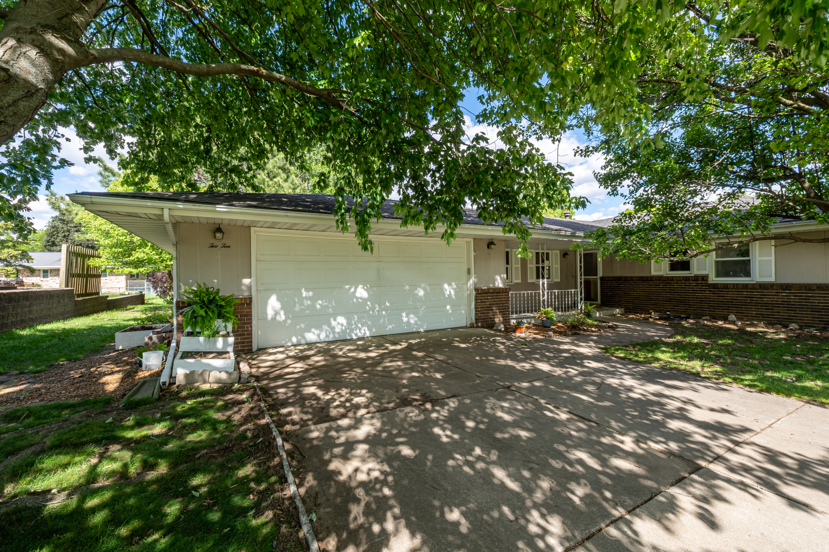 210 Riss Drive, Normal, IL 61761