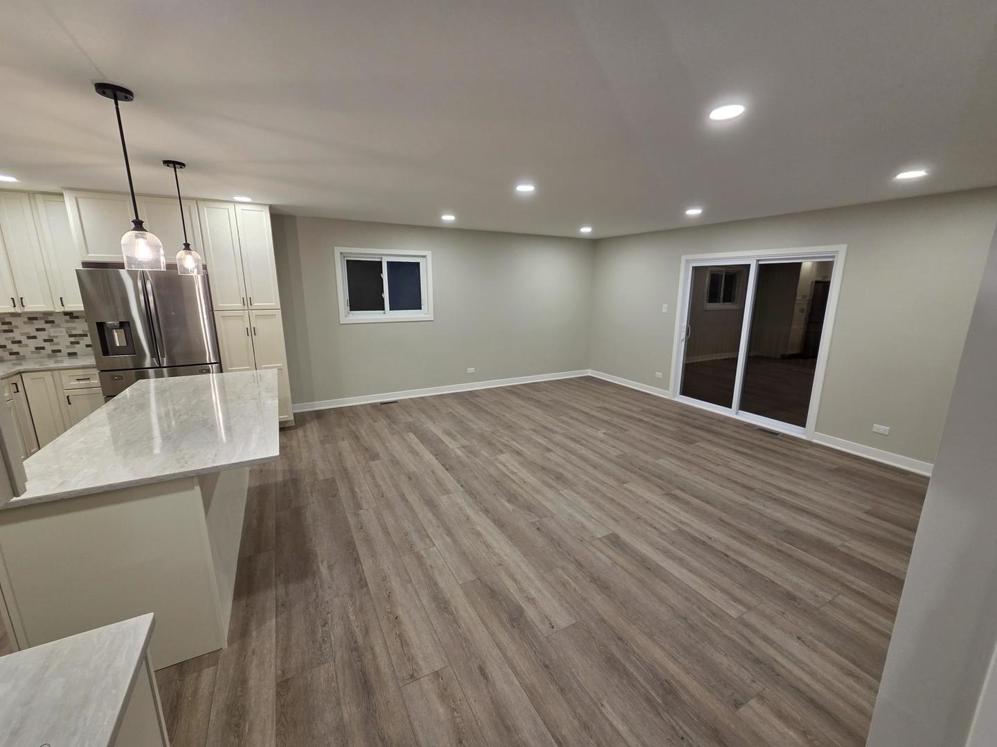 1390 Glen Hill Drive, Glendale Heights, IL 60139