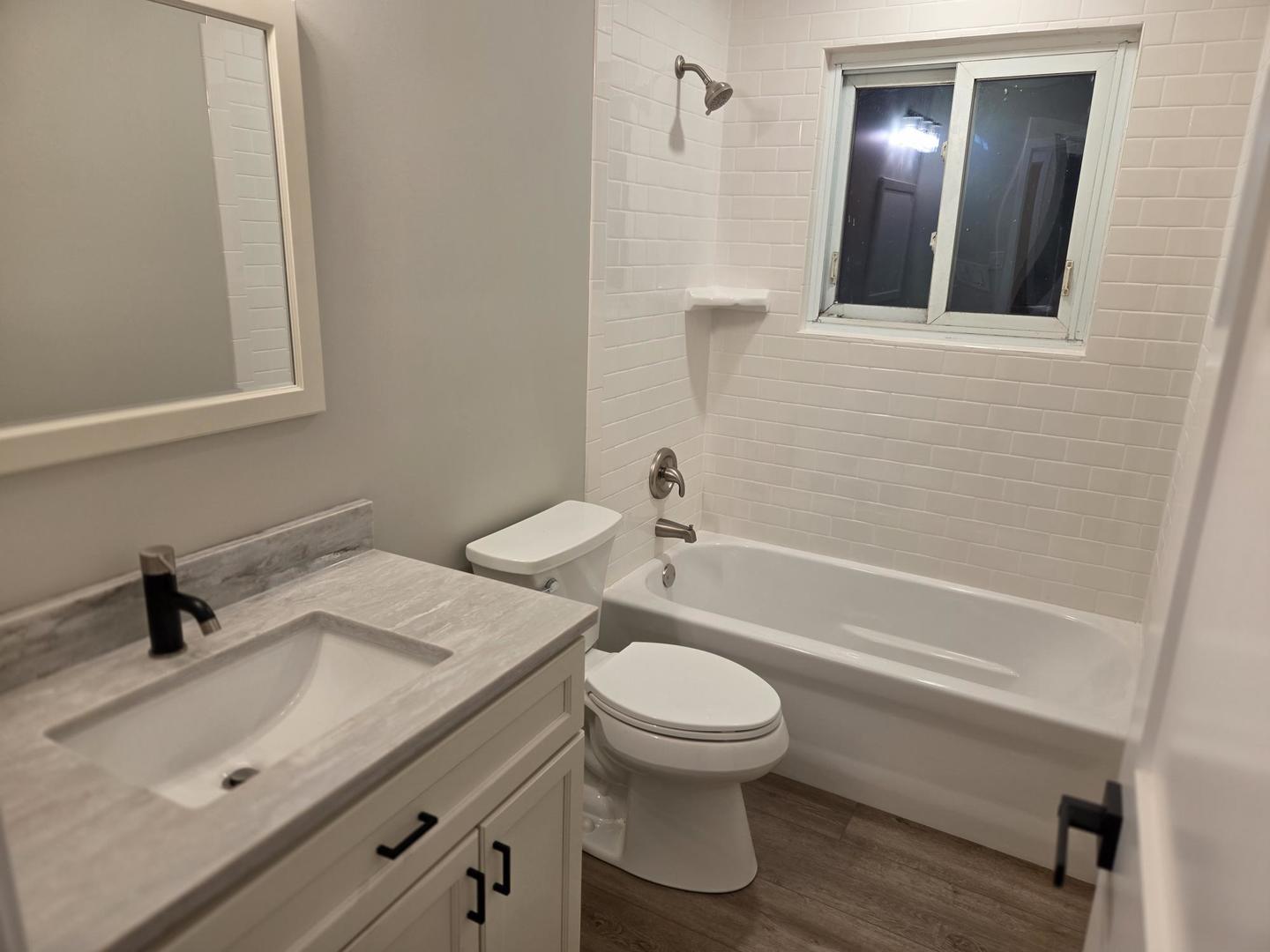 1390 Glen Hill Drive, Glendale Heights, IL 60139