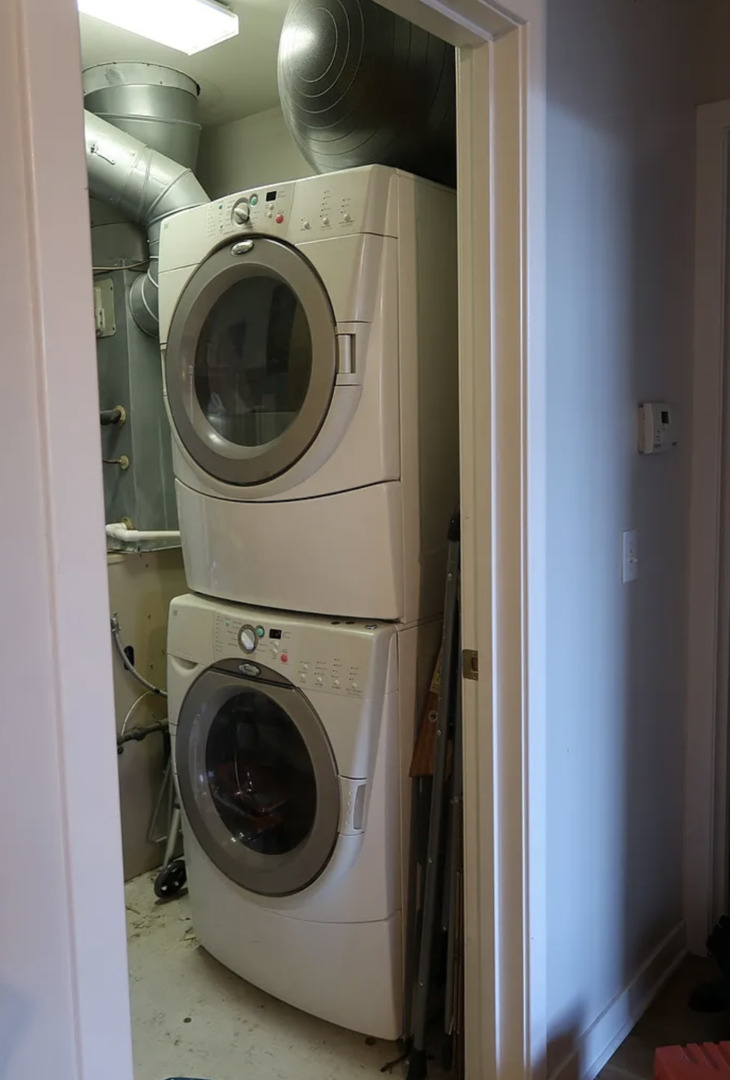 1910 S State Street #211, Chicago, IL 60616