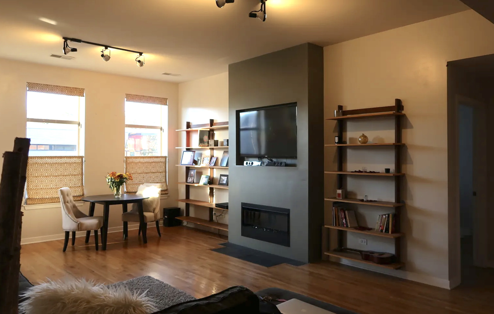 1910 S State Street #211, Chicago, IL 60616