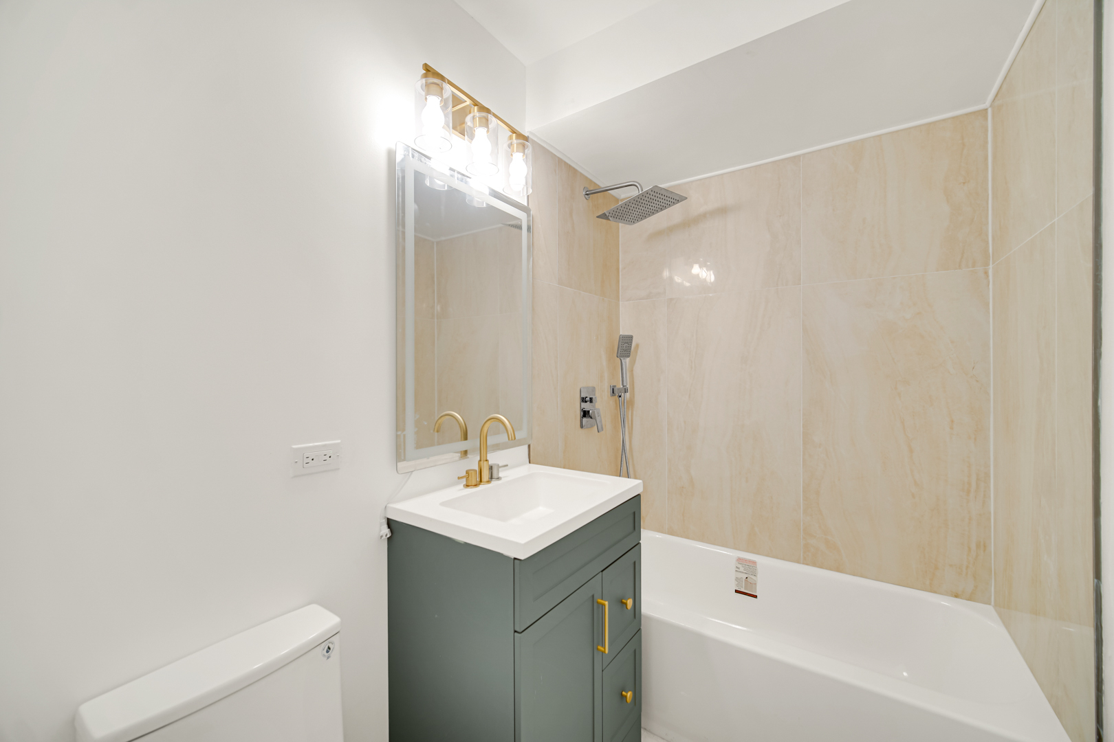 942 W Villa Drive, Des Plaines, IL 60016