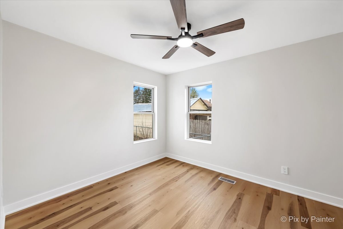 2617 W Emerald Court, McHenry, IL 60051